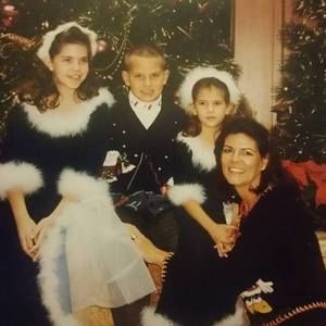 Meet your Posher, Julie